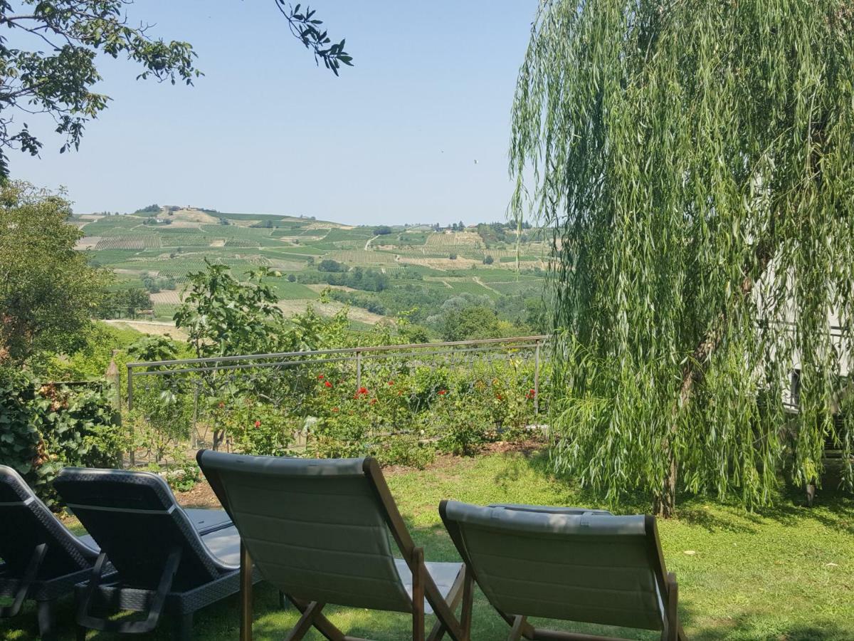 La Terrazza Sui Vigneti-Rovescala Bed & Breakfast San Damiano al Colle Exterior photo